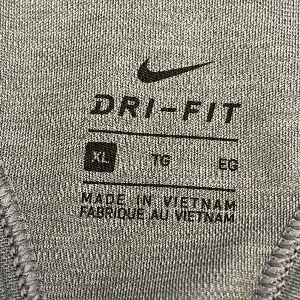 NWOT Nike Sports Bra XL